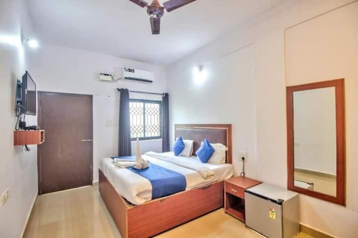 Hotelpornima Отель Пурнима Candolim Esterno foto